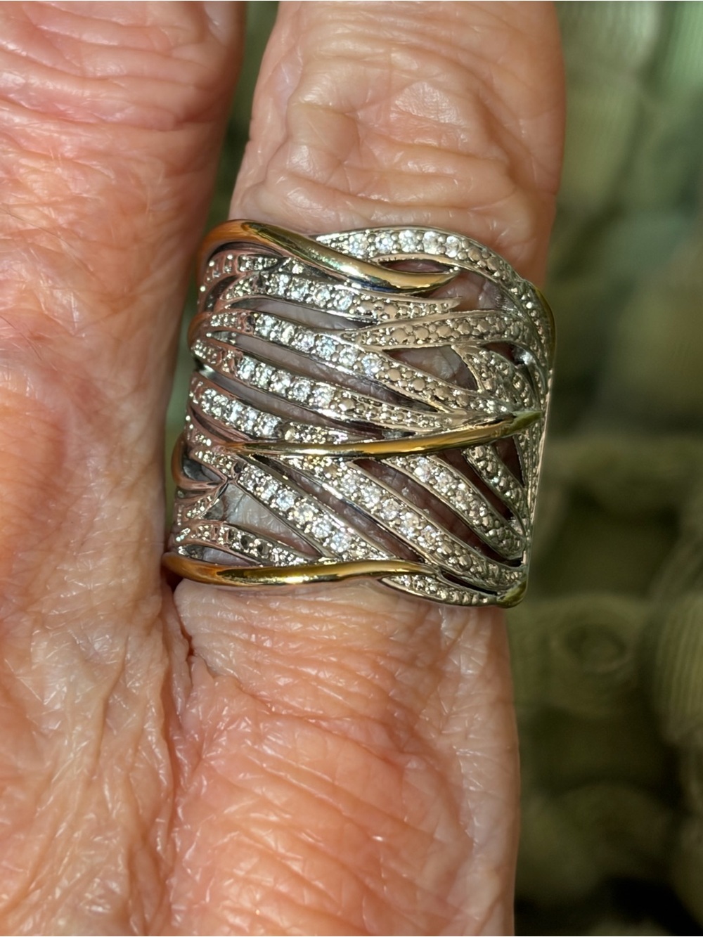 Two-Tone Silver and Gold Wave Pavé Ring - Size 6